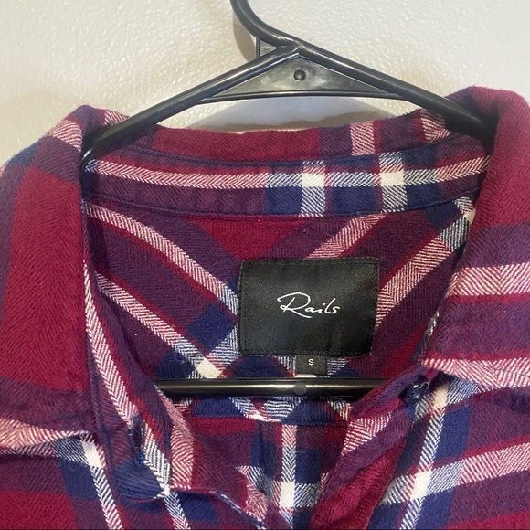 Rails Size Small Hunter Burgundy Midnight Button Down Shirt Plaid Top - Picture 4 of 6